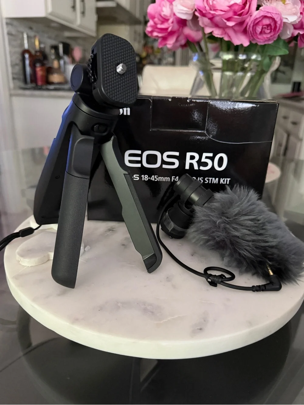 Canon compact eos